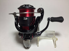 Load image into Gallery viewer, R5749) DAIWA 月下美人 Gekkabijin X LT2000S-P for Saltwater Spinning Reel