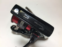 Load image into Gallery viewer, R5749) DAIWA 月下美人 Gekkabijin X LT2000S-P for Saltwater Spinning Reel