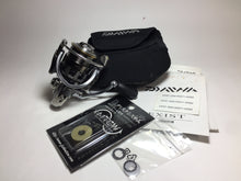 Load image into Gallery viewer, R5750) DAIWA 2012 EXIST 2004 with MTCW Light Game Drag System