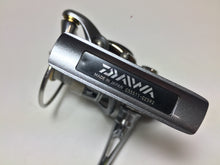 Load image into Gallery viewer, R5750) DAIWA 2012 EXIST 2004 with MTCW Light Game Drag System