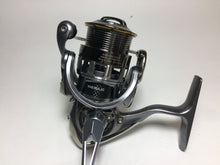 Load image into Gallery viewer, R5750) DAIWA 2012 EXIST 2004 with MTCW Light Game Drag System