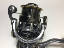 Load image into Gallery viewer, R5750) DAIWA 2012 EXIST 2004 with MTCW Light Game Drag System