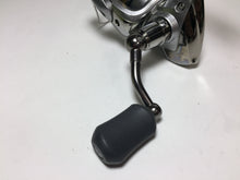 Load image into Gallery viewer, 70367) SHIMANO 2010 NASCI C2000S for Spinning Reel