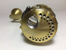 Load image into Gallery viewer, R5755) SHIMANO 2015 CALCUTTA CONQUEST 200HG with Yumeya Power Balance Handle