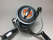 Load image into Gallery viewer, 70370) SHIMANO 2011 ELF 4000