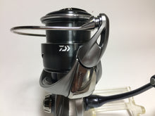 Load image into Gallery viewer, R5766) DAIWA 2025 CALDIA LT3000S-CXH for Spinning Reel