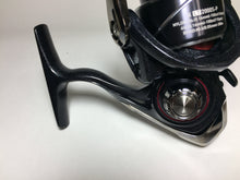 Load image into Gallery viewer, R5701) DAIWA 2020 月下美人 Gekkabijin X LT2000S-P for Saltwater Spinning Reel