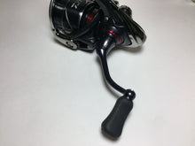 Load image into Gallery viewer, R5701) DAIWA 2020 月下美人 Gekkabijin X LT2000S-P for Saltwater Spinning Reel