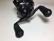 Load image into Gallery viewer, R5714) DAIWA 2021 TATULA TW 300L for Bait Casting Reel