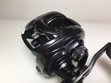 Load image into Gallery viewer, R5714) DAIWA 2021 TATULA TW 300L for Bait Casting Reel