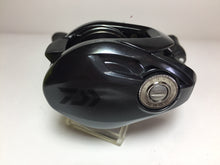 Load image into Gallery viewer, R5714) DAIWA 2021 TATULA TW 300L for Bait Casting Reel