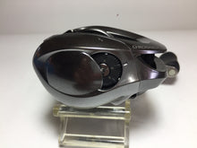 Load image into Gallery viewer, R5715) SHIMANO 2017 CHRONARCH MGL 151HG LEFT for Bait Casting Reel