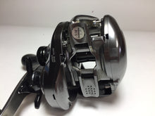 Load image into Gallery viewer, R5715) SHIMANO 2017 CHRONARCH MGL 151HG LEFT for Bait Casting Reel