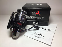 Load image into Gallery viewer, R5711) DAIWA 2020 月下美人 Gekkabijin X LT2000S-P for Saltwater Spinning Reel