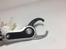 Load image into Gallery viewer, 34109) STUDIO Ocean Mark No Limits Ocean Grip OG2507 , Fish catch Grip