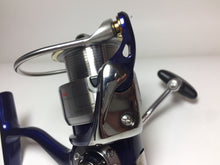 Load image into Gallery viewer, 34117) DAIWA CERTATE R-CUSTOM 2500 I'ZE FACTORY Tune for All water Spinning Reel