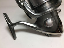 Load image into Gallery viewer, 34118) SHIMANO 02 TWIN POWER 4000PG for All water Spinning Reel