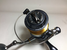 Load image into Gallery viewer, R5720) SHIMANO 15 TWIN POWER SW 8000HG for Saltwater Spinning Reel