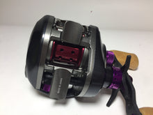 Load image into Gallery viewer, R5729) DAIWA ALPHAS 105H Finesse Custom for Bait Finesse Casting Reel