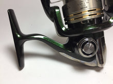 Load image into Gallery viewer, R5736) SHIMANO 2008 CARDIFF C2000HGS for Freshwater Spinning Reel