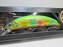 Load image into Gallery viewer, 24307) DUO 鬼鱒 ONIMASU 神楽 KAGURA 88F #ADA4512 Niji Wasabi