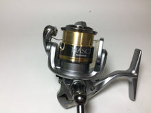 Load image into Gallery viewer, 70367) SHIMANO 2010 NASCI C2000S for Spinning Reel