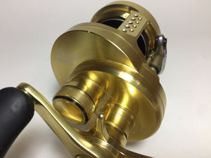 R5756) SHIMANO 2015 CALCUTTA CONQUEST 200HG
