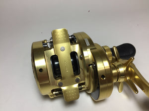 R5756) SHIMANO 2015 CALCUTTA CONQUEST 200HG