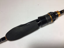 Load image into Gallery viewer, 70375) Major Craft TRIPLE CROSS AJING STYLE TCX-S632AJI for Spinning Rod