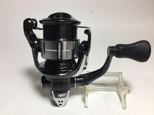 Load image into Gallery viewer, R5767) SHIMANO 2023 Vanquish C2000SHG for Spinning Reel