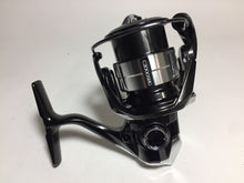 Load image into Gallery viewer, R5767) SHIMANO 2023 Vanquish C2000SHG for Spinning Reel