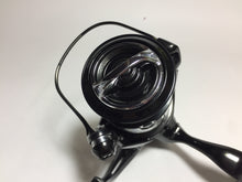 Load image into Gallery viewer, R5767) SHIMANO 2023 Vanquish C2000SHG for Spinning Reel