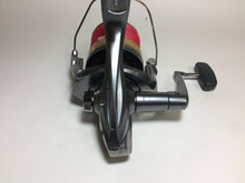 Load image into Gallery viewer, 70376) SHIMANO 2010 Active cast 1100 for Surf Casting Spinning Reel