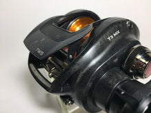 Load image into Gallery viewer, 70399) DAIWA T3 MX 1016 SHL-TW LEFT Handle with RCS 1000 SV Spool for Bait Reel
