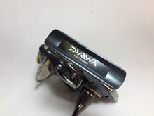 Load image into Gallery viewer, R5620) DAIWA THEORY 2004