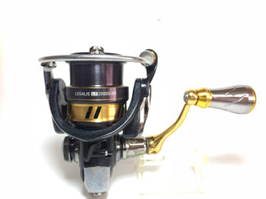 32825) DAIWA LEGALIS LT 2000S-XH