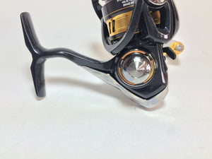 32825) DAIWA LEGALIS LT 2000S-XH