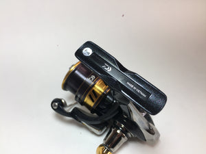 32825) DAIWA LEGALIS LT 2000S-XH