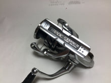 Load image into Gallery viewer, R5617) SHIMANO 23 STRADIC C3000XG for Spinning Reel