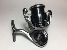 Load image into Gallery viewer, R5773) DAIWA CALDIA LT2500S-XH for Spinning Reel