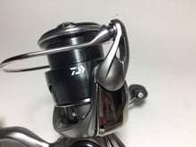 Load image into Gallery viewer, R5773) DAIWA CALDIA LT2500S-XH for Spinning Reel
