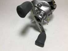 Load image into Gallery viewer, 70511) Daiwa TEAM DAIWA TD-Z 105H for Bait casting Reel