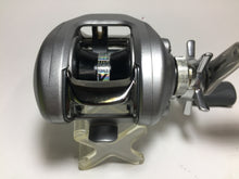 Load image into Gallery viewer, 70511) Daiwa TEAM DAIWA TD-Z 105H for Bait casting Reel
