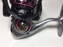 Load image into Gallery viewer, R5776) DAIWA 2015 紅牙 KOHGA MX 2508PE-H for Saltwater Spinning Reel
