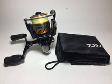 Load image into Gallery viewer, 70550) DAIWA 2015 REVROS 2004H-DH
