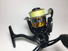 Load image into Gallery viewer, 70550) DAIWA 2015 REVROS 2004H-DH