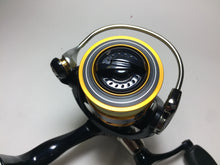 Load image into Gallery viewer, 70550) DAIWA 2015 REVROS 2004H-DH