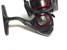 Load image into Gallery viewer, R5634) DAIWA 17 AEGIS 2003F for Spinning Reel