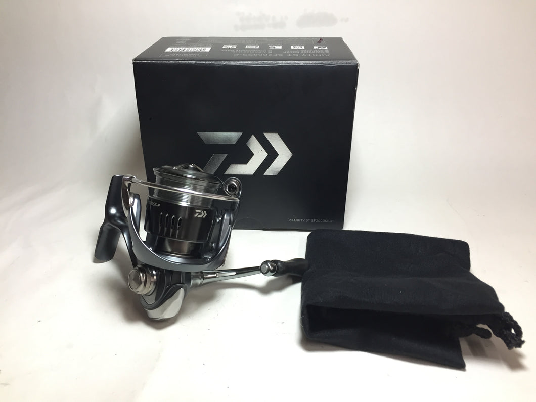 R5635) DAIWA 23 AIRITY ST SF2000SS-P for Spinning Reel