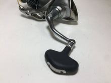 Load image into Gallery viewer, R5780) SHIMANO 2015 TWIN POWER 4000XG, Made in Japan for Spinning Reel